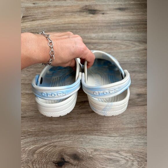Crocs Unisex Classic Marbled Clog - Blue Calcite Size W-6 M-4 - Picture 8 of 10